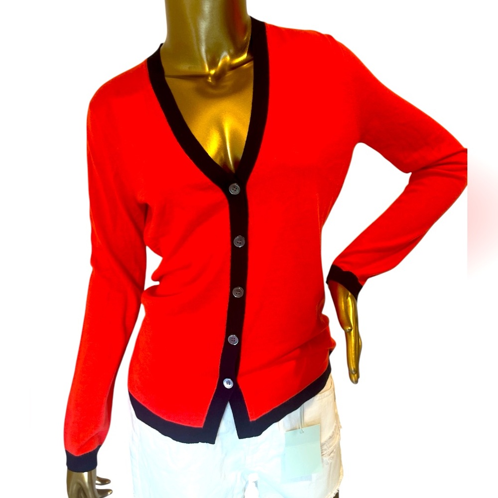 Saks Fifth Avenue Coral Red and Navy Cashmere Cardigan Sweater V-Neck Fitted